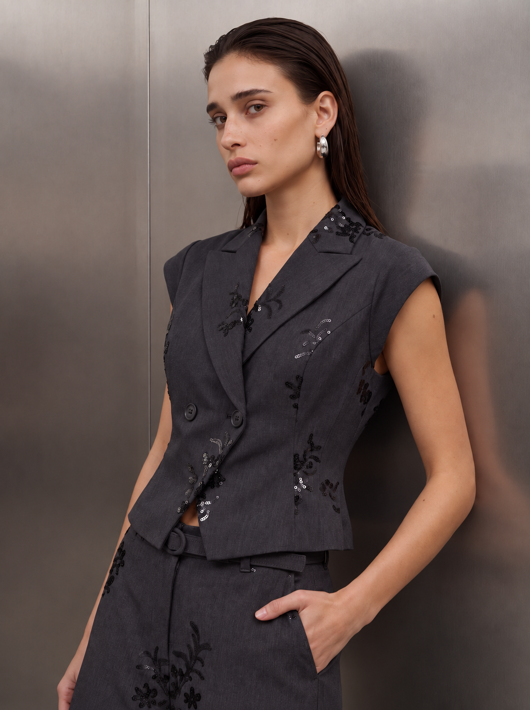 Gilet de tailleur sans manches brodé anthracite