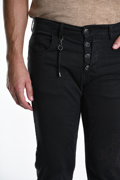 CR9004NERO