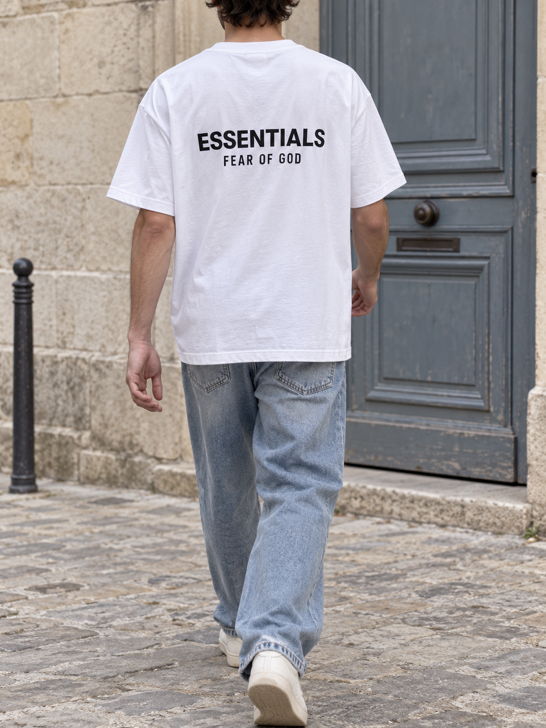 T-shirt Fear of God Essentials Classic Fit – Blanc — vue de dos