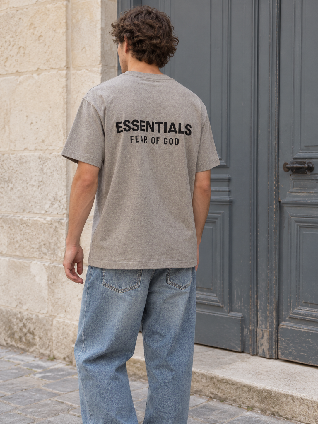 T-shirt Fear of God Essentials Classic Fit – Gris chiné — vue de dos
