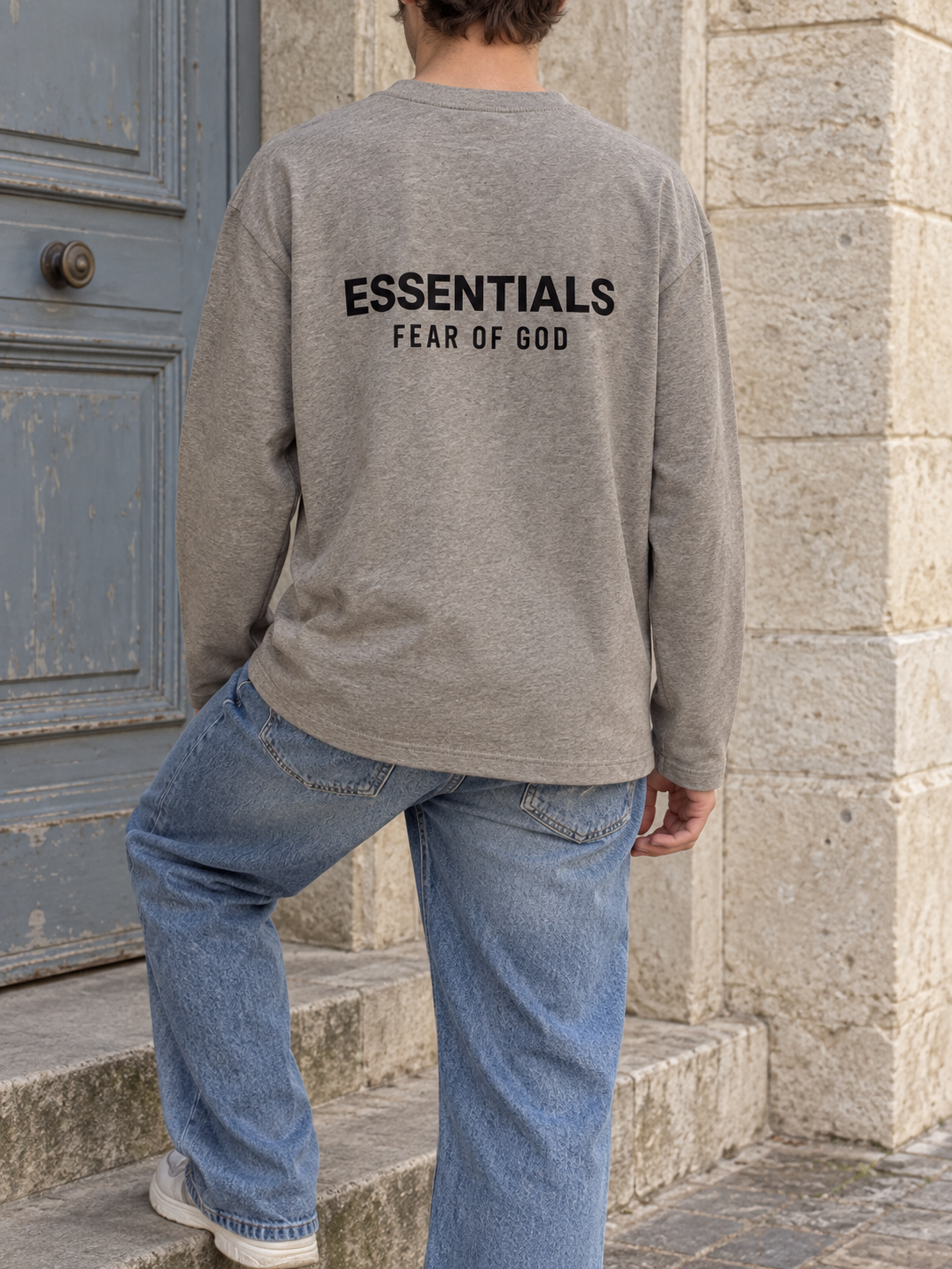 T-shirt manches longues Fear of God Essentials – Gris chiné — vue de dos