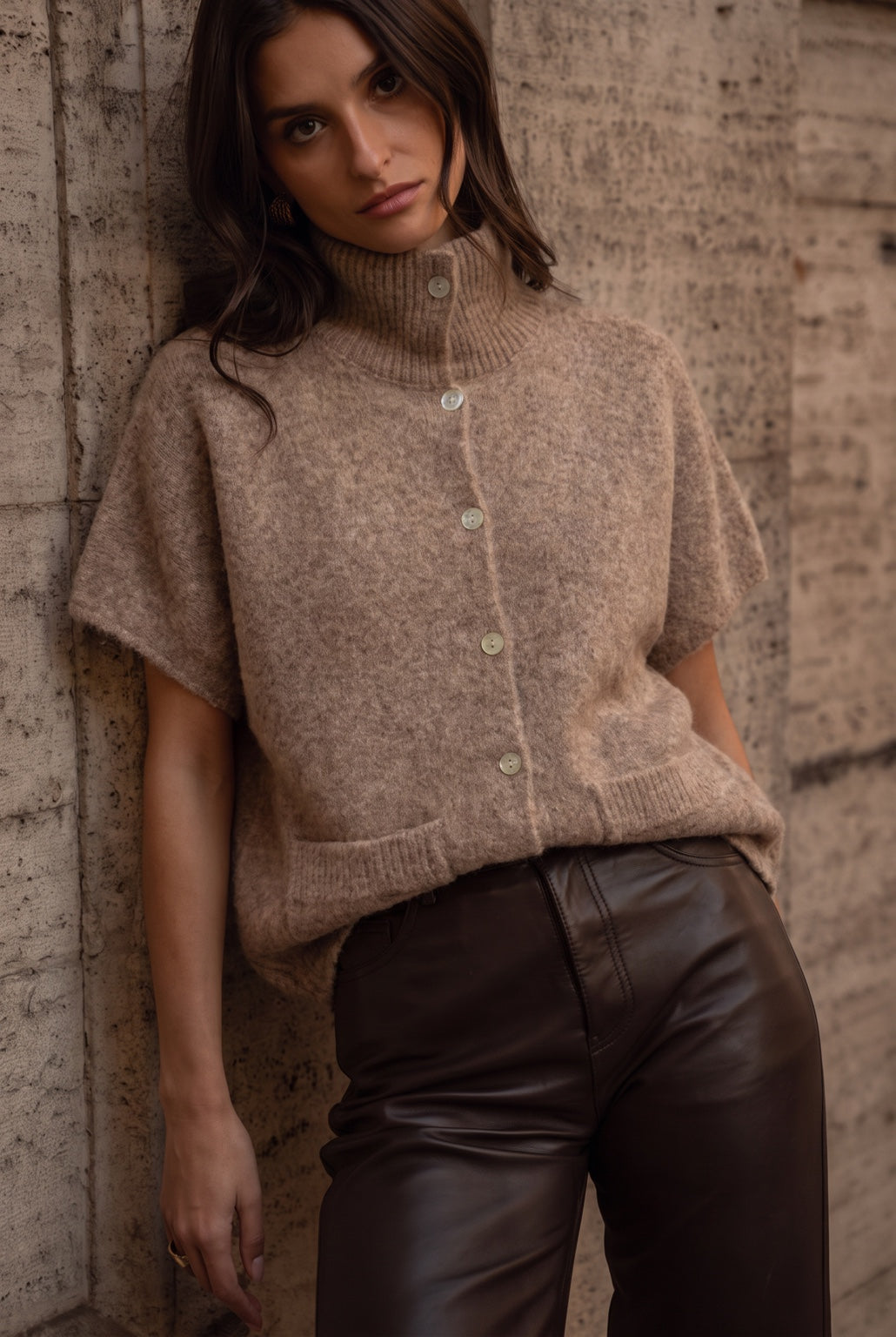Gilet AMBRE Musy Muse camel porté