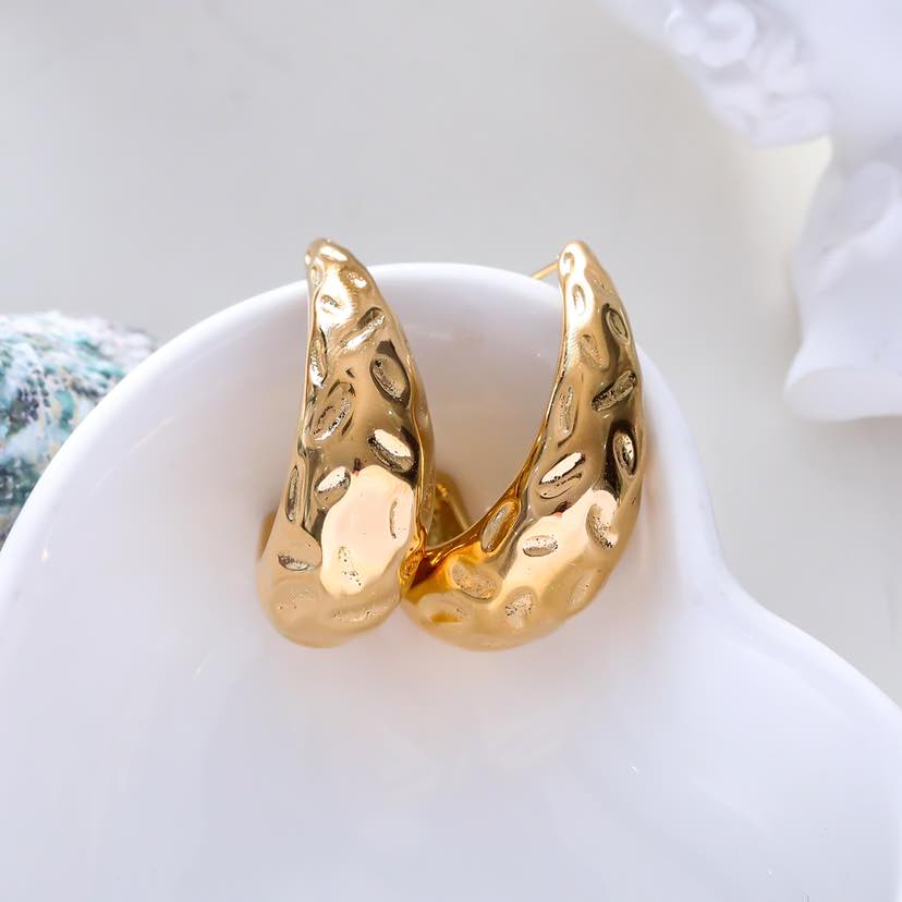 Boucles d'oreilles CYRENIA
