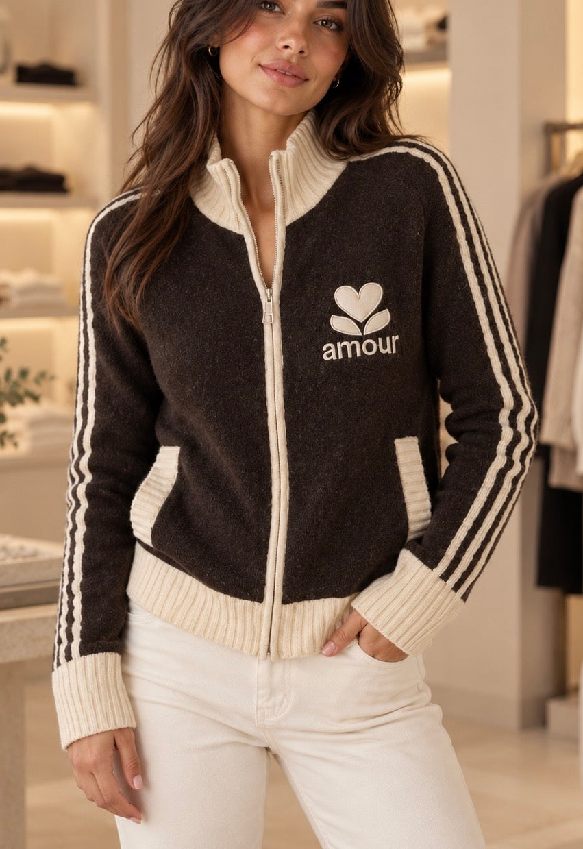 Gilet AMOUR – maille zippée chocolat et écru