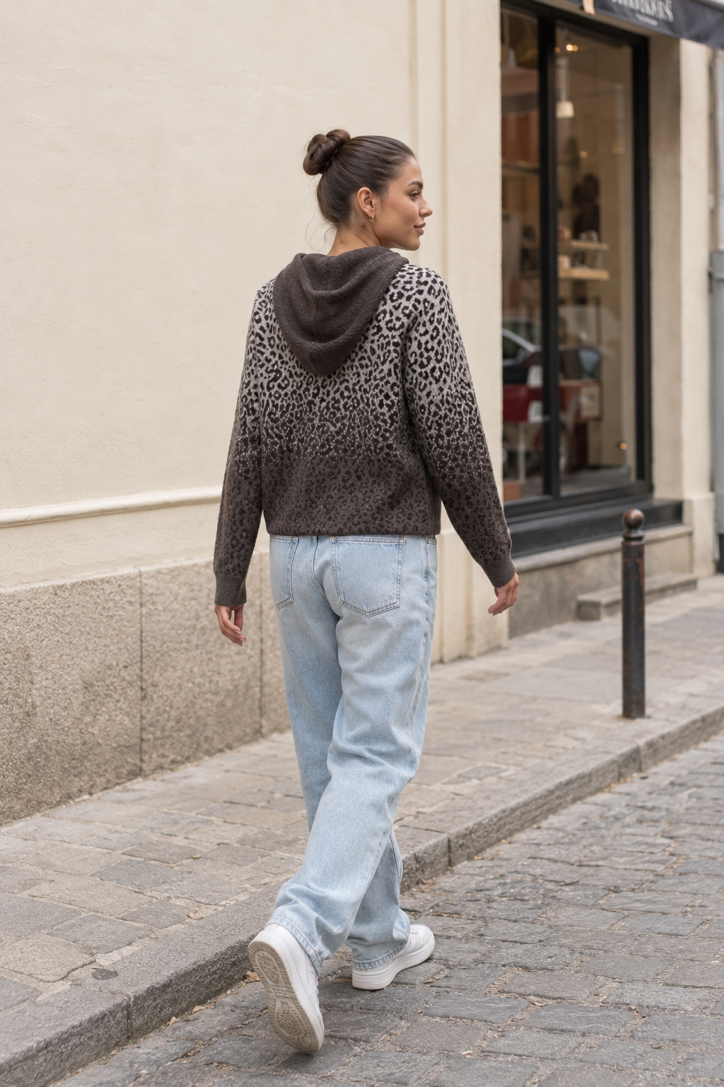 Gilet à capuche en maille léopard M67790 – Gris
