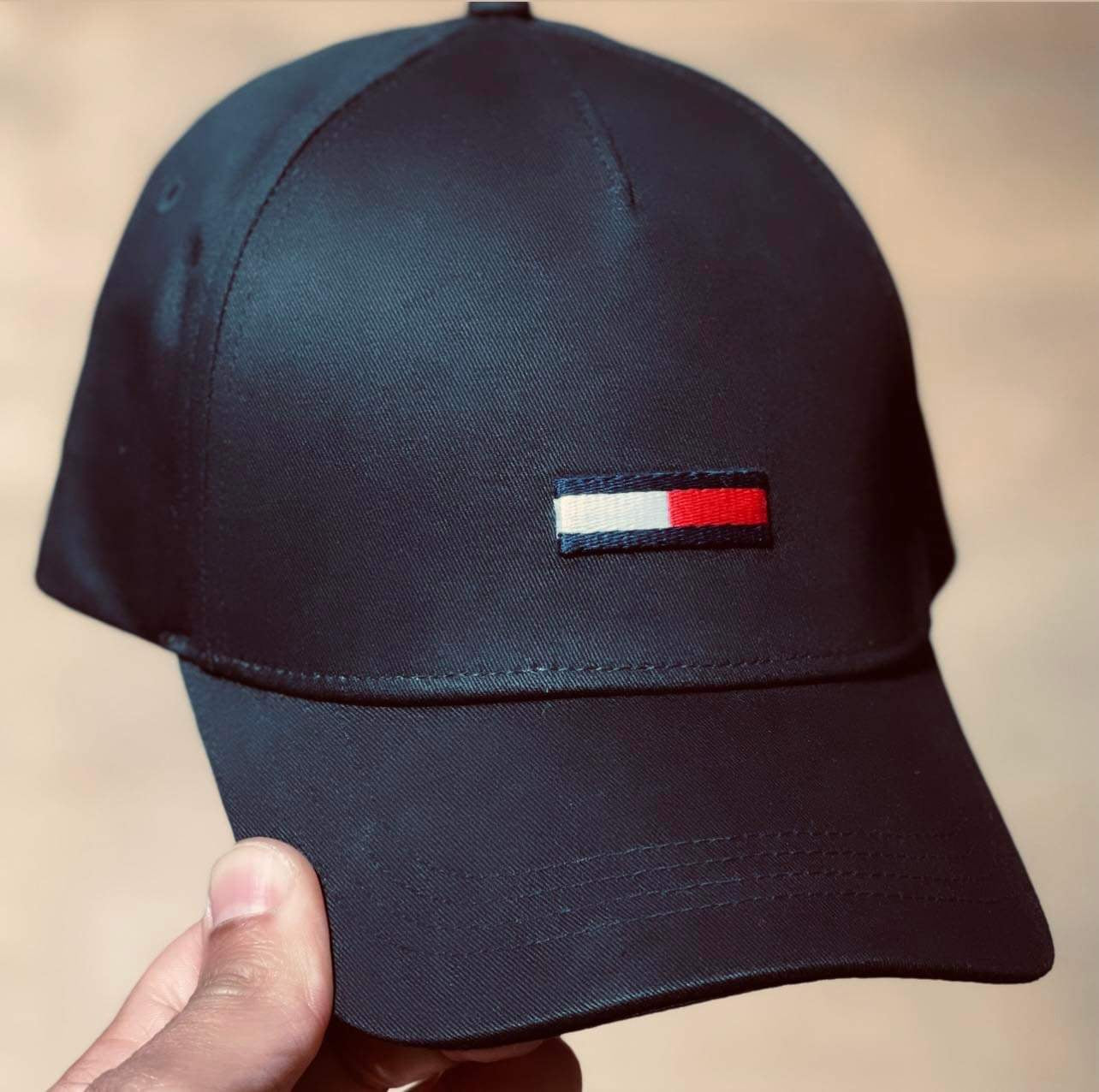 TOMMY TRUCKER CAP