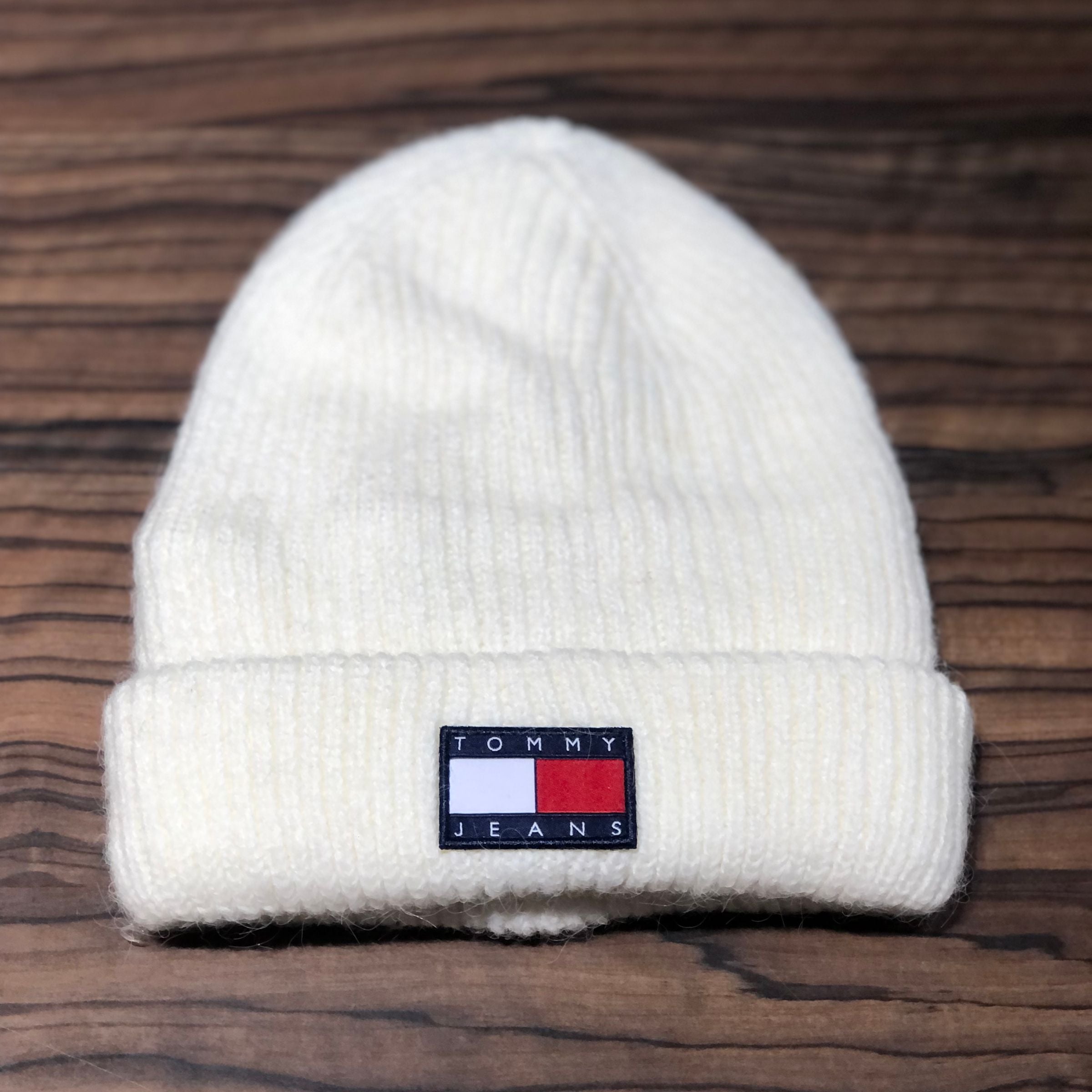 TOMMY BEANIE ECRU
