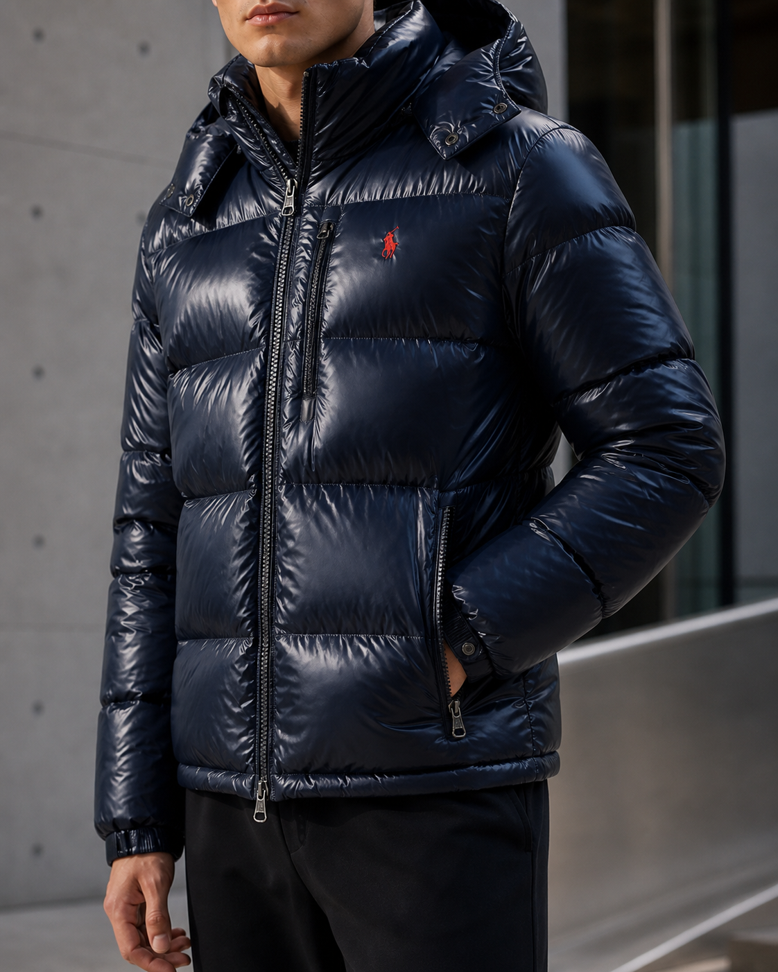 Doudoune GIOR Polo Ralph Lauren bleu marine – détails matelassage, poche zippée et logo rouge
