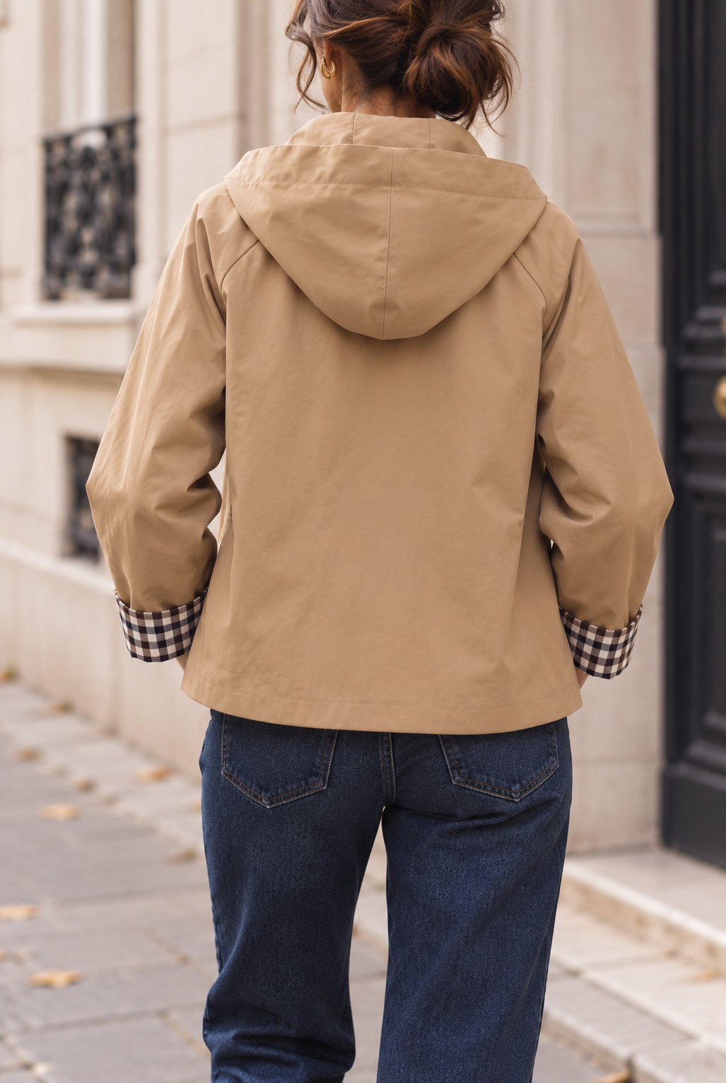 Veste Livia beige portée, vue de dos