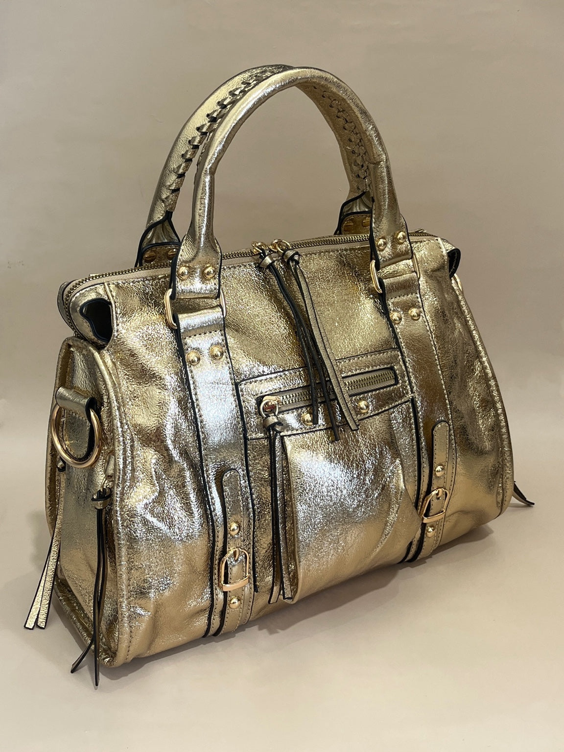 Sac format moyen doré brillant référence 60021