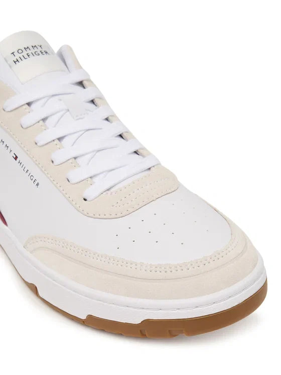Baskets homme blanches Tommy Hilfiger FM0FM05881 – détail semelle